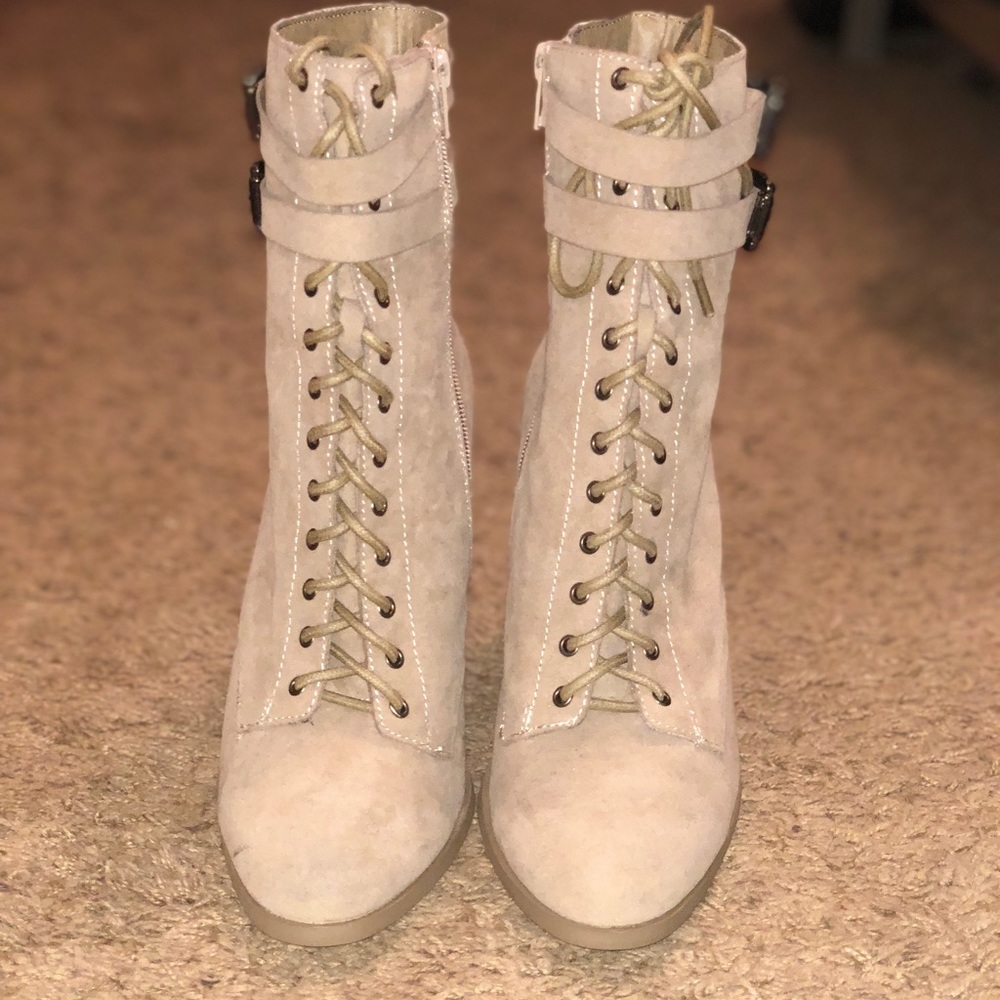 Chunky heels